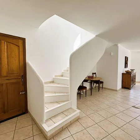 Flora Villa *